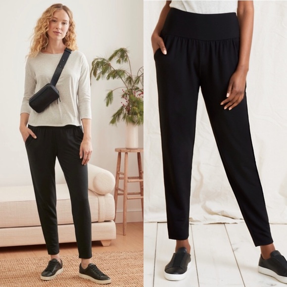 Garnet Hill Black Perfect Travel Lounge Jogger Pants - Picture 2 of 9